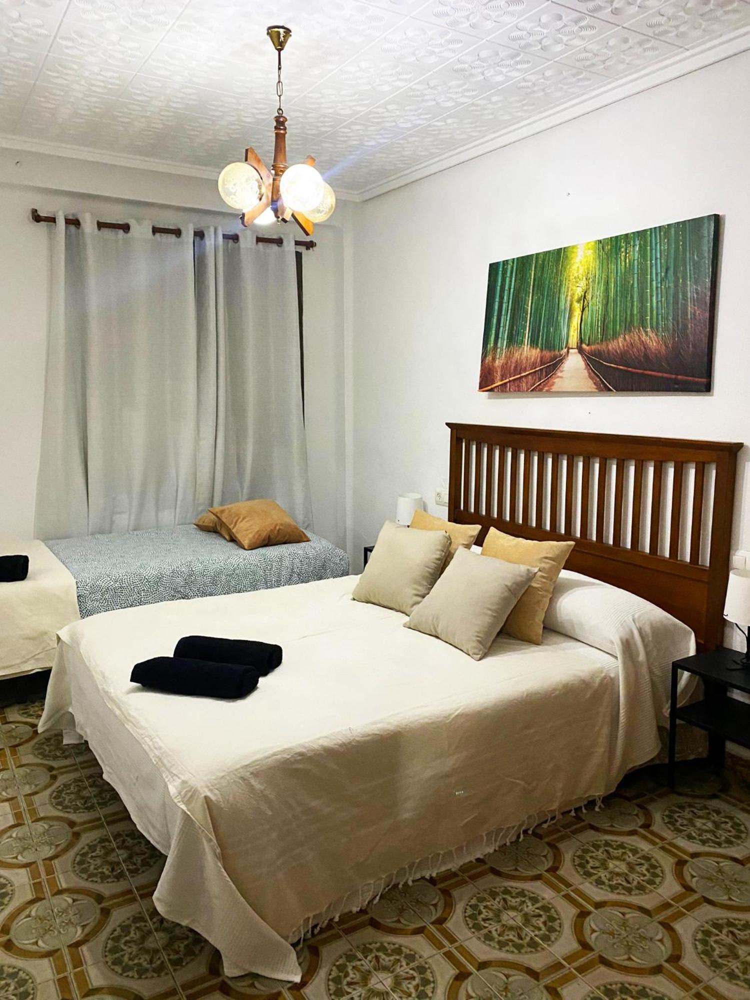Valencia Well Located Shared Apartment 外观 照片